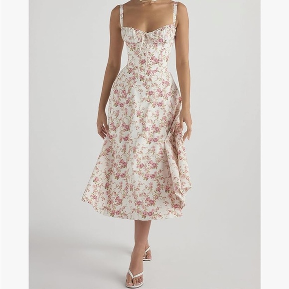 Punaee Dresses & Skirts - Dress Pink and White Floral Bustier Midriff Waist Shaper Size S/M NWOT